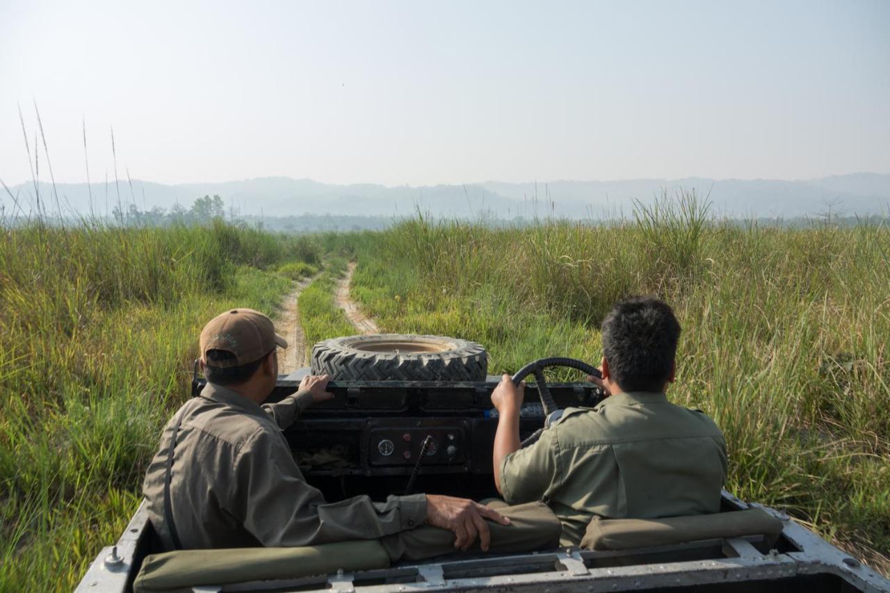 Tiger Tops Tharu Lodge Chitwan Zewnętrze zdjęcie